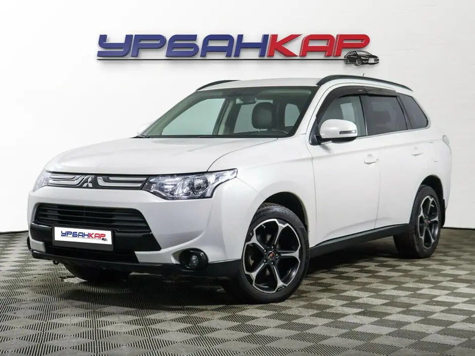 Mitsubishi Outlander, 2013 г.