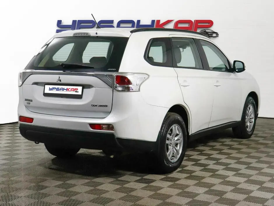Mitsubishi Outlander, 2013 г.