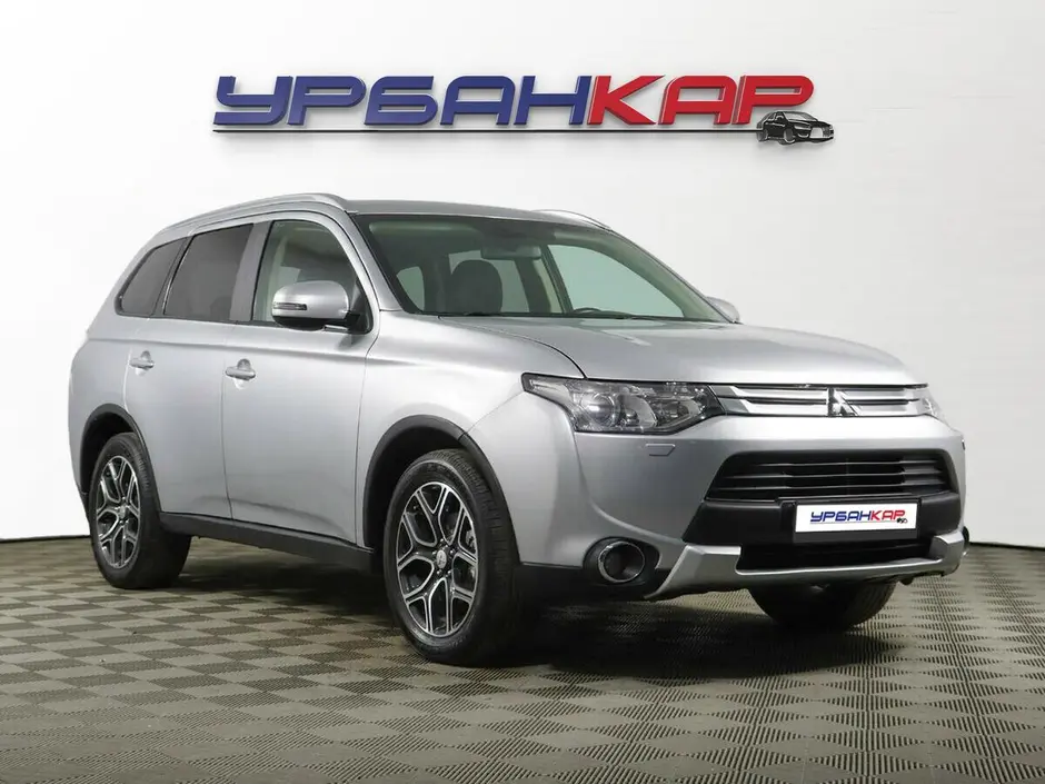 Mitsubishi Outlander, 2014 г.
