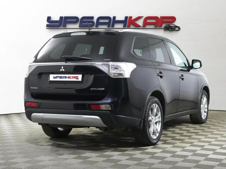 Mitsubishi Outlander, 2014 г.
