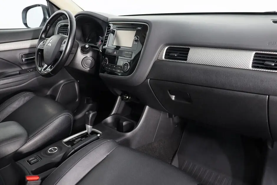 Mitsubishi Outlander, 2015 г.