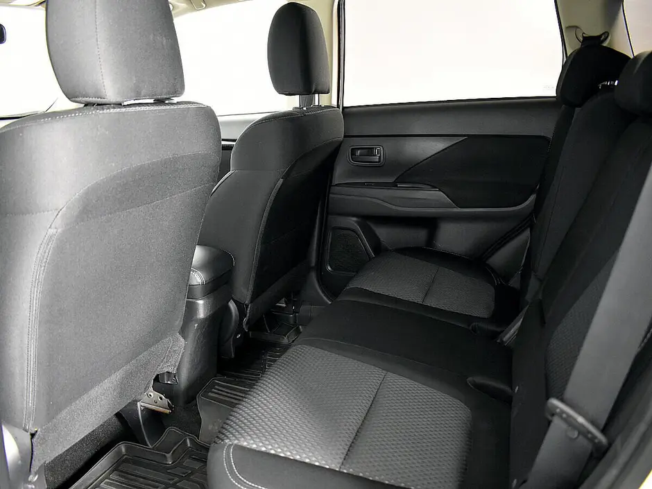 Mitsubishi Outlander, 2018 г.