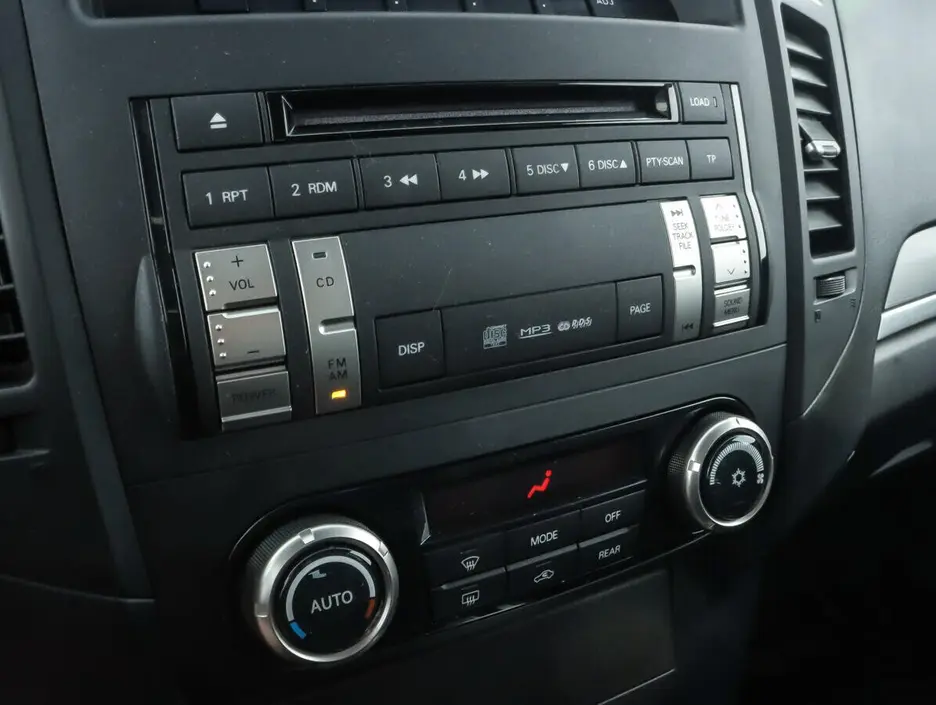 Mitsubishi Pajero, 2012 г.