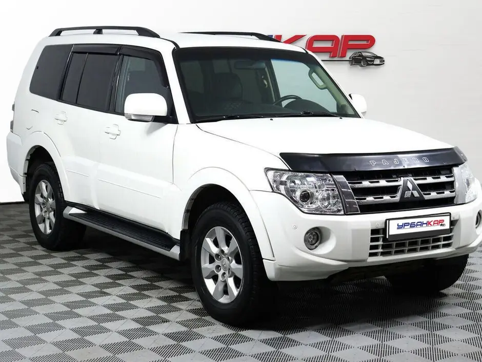 Mitsubishi Pajero, 2011 г.