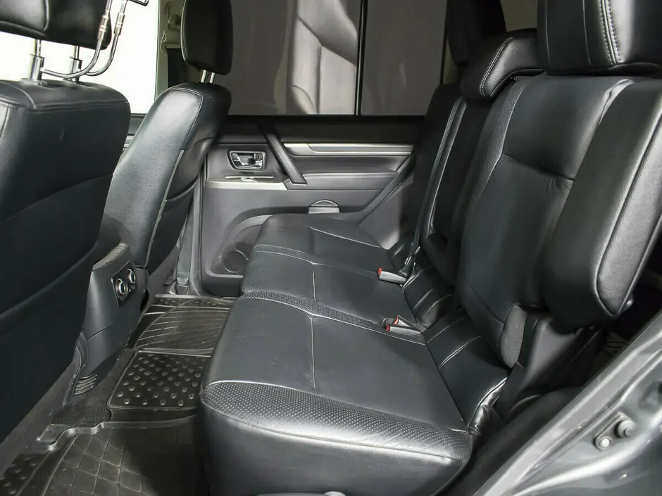 Mitsubishi Pajero, 2011 г.