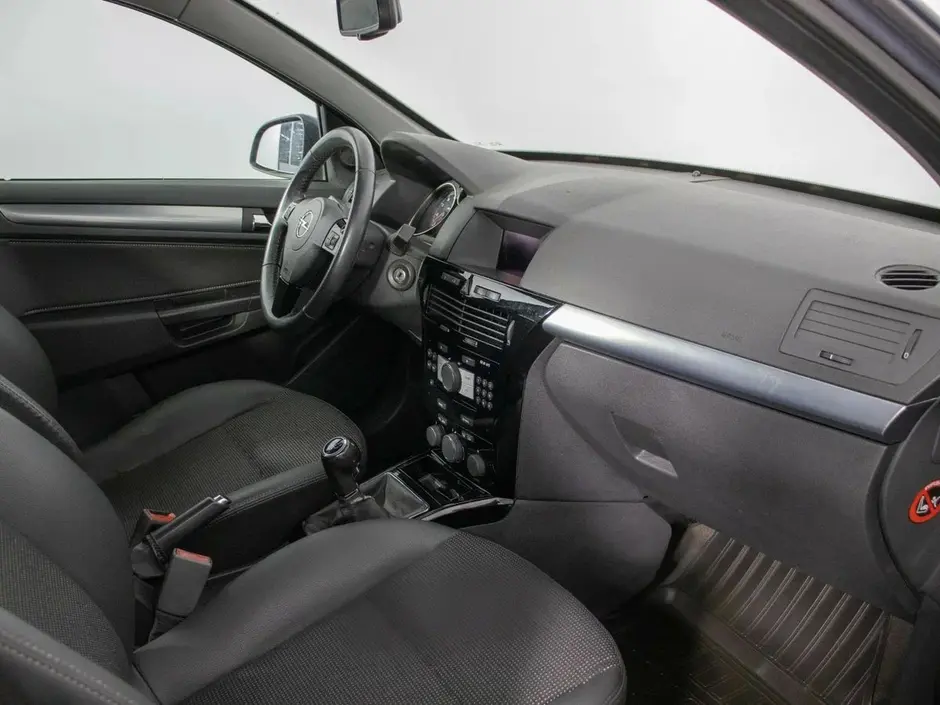 Opel Astra, 2012 г.