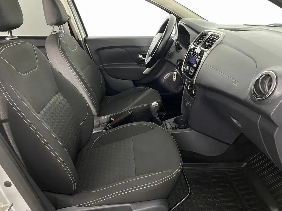 Renault Logan, 2017 г.