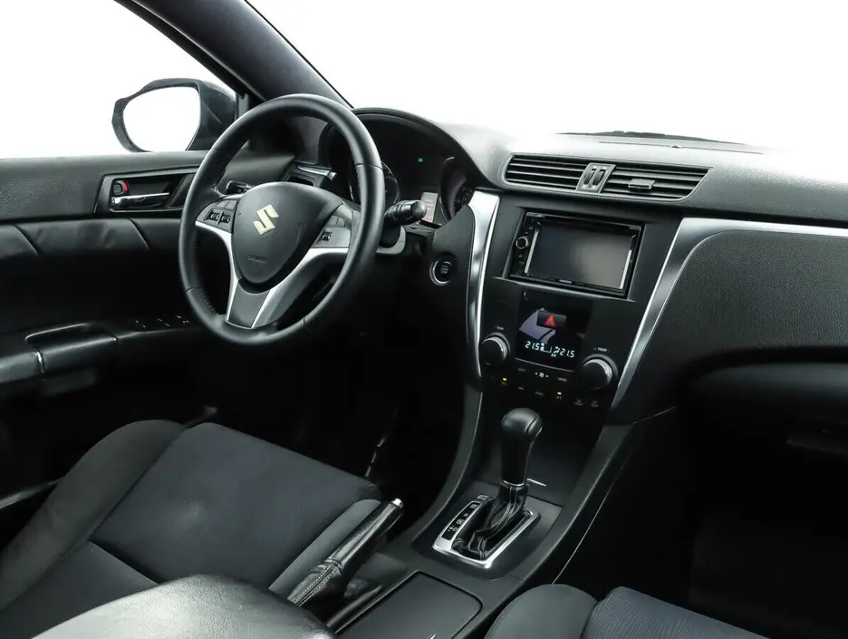 Suzuki Kizashi, 2011 г.