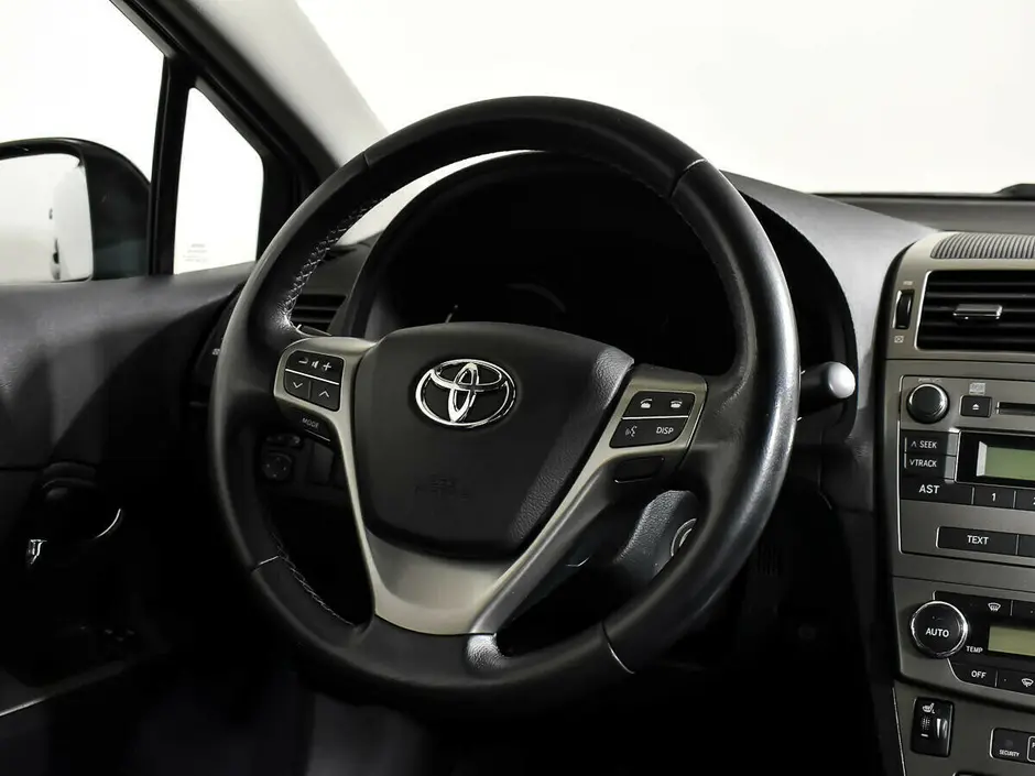 Toyota Avensis, 2010 г.