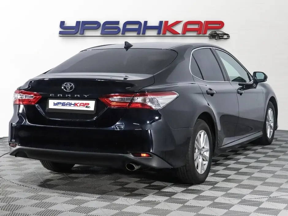 Toyota Camry, 2018 г.