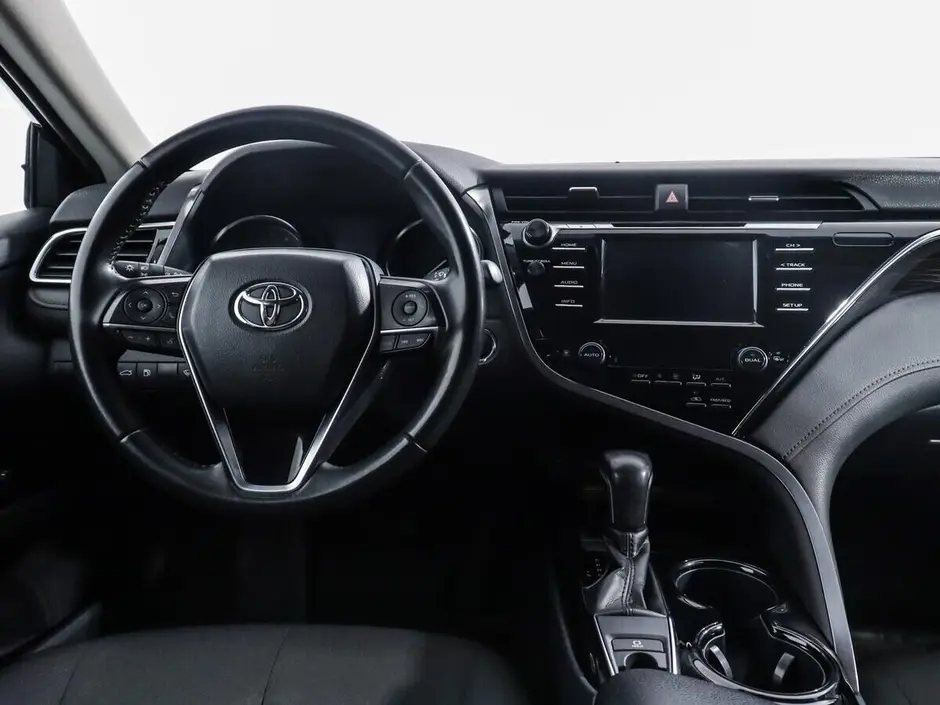 Toyota Camry, 2018 г.