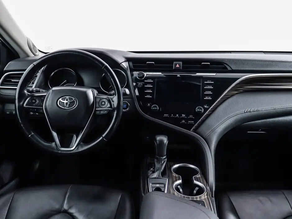 Toyota Camry, 2018 г.