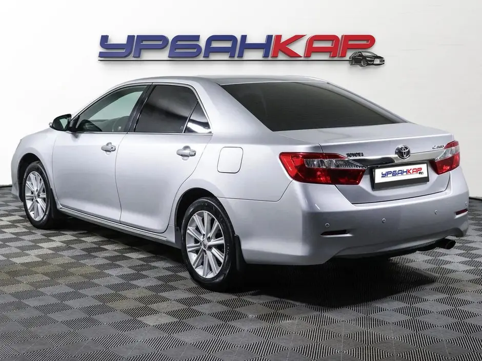 Toyota Camry, 2012 г.