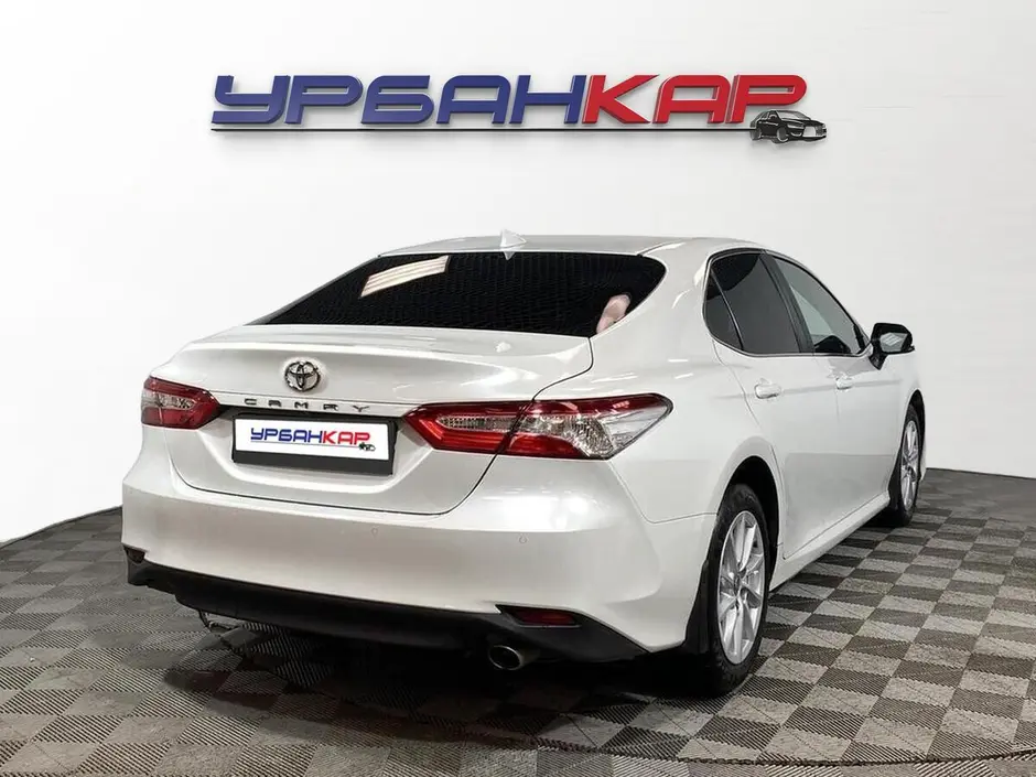 Toyota Camry, 2021 г.