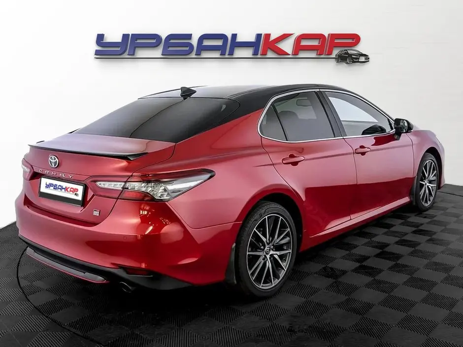 Toyota Camry, 2021 г.