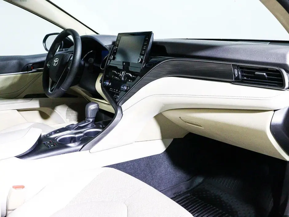 Toyota Camry, 2021 г.