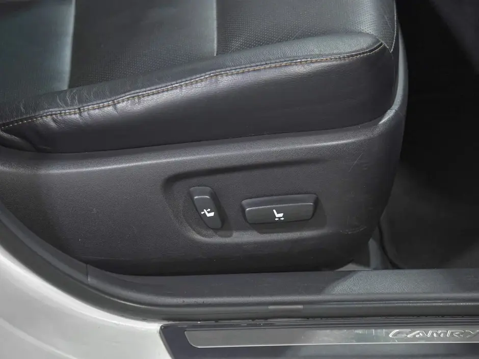 Toyota Camry, 2015 г.