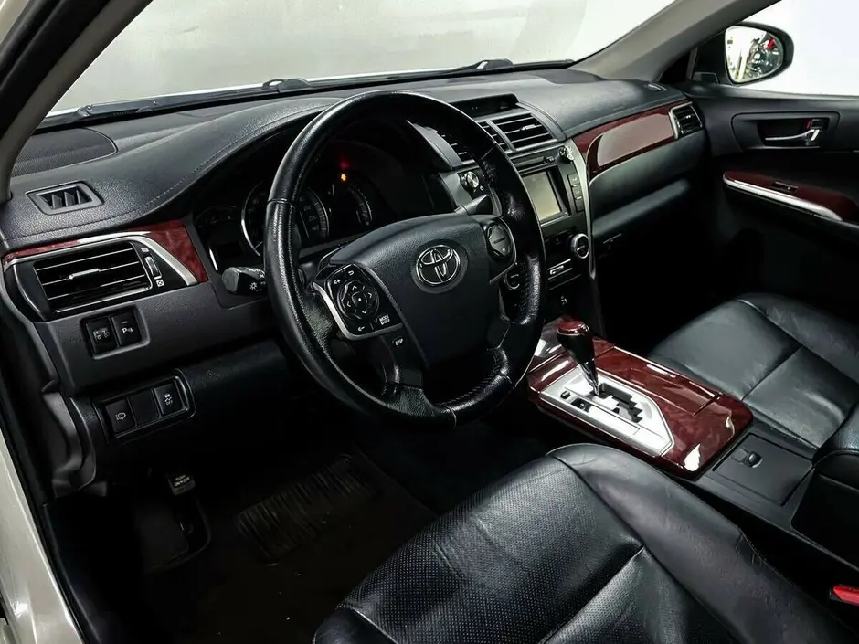 Toyota Camry, 2014 г.