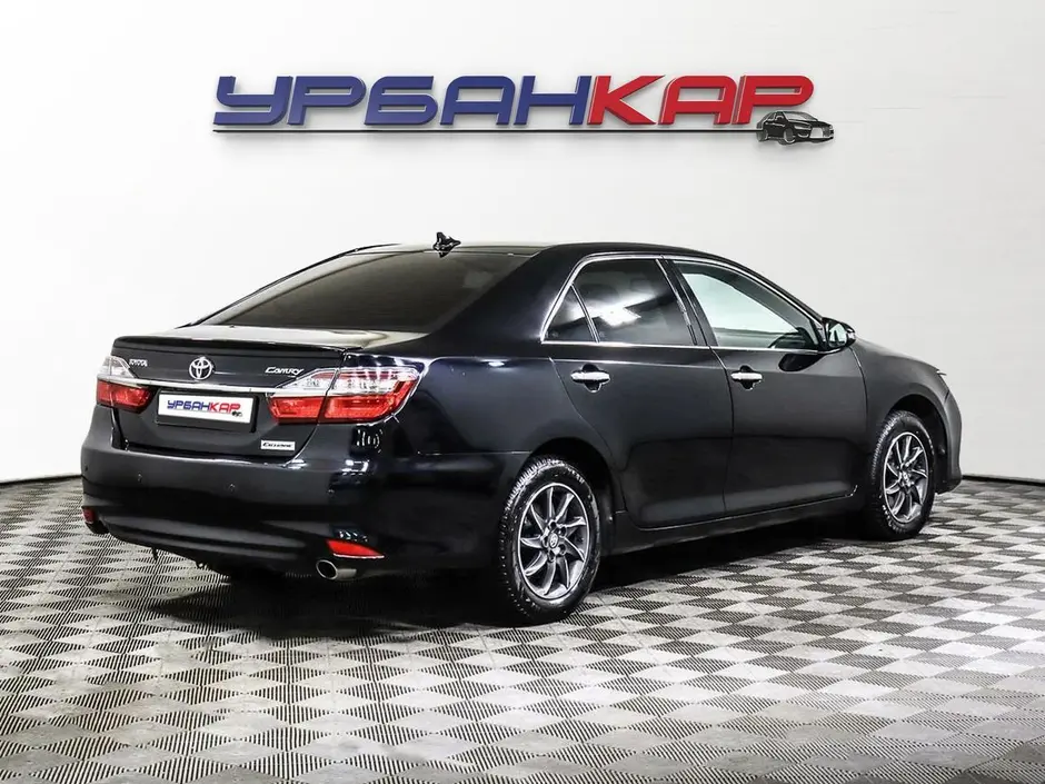 Toyota Camry, 2016 г.