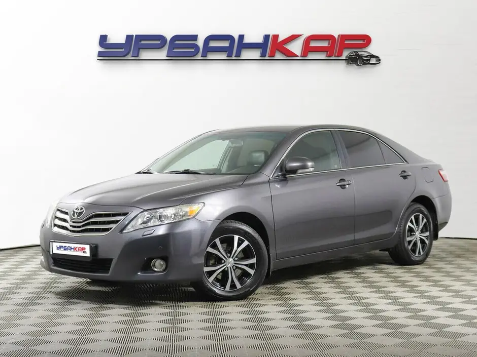 Toyota Camry, 2010 г.