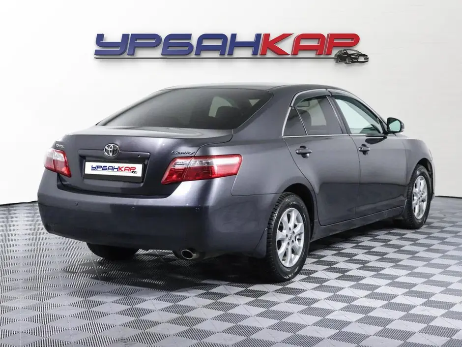 Toyota Camry, 2011 г.