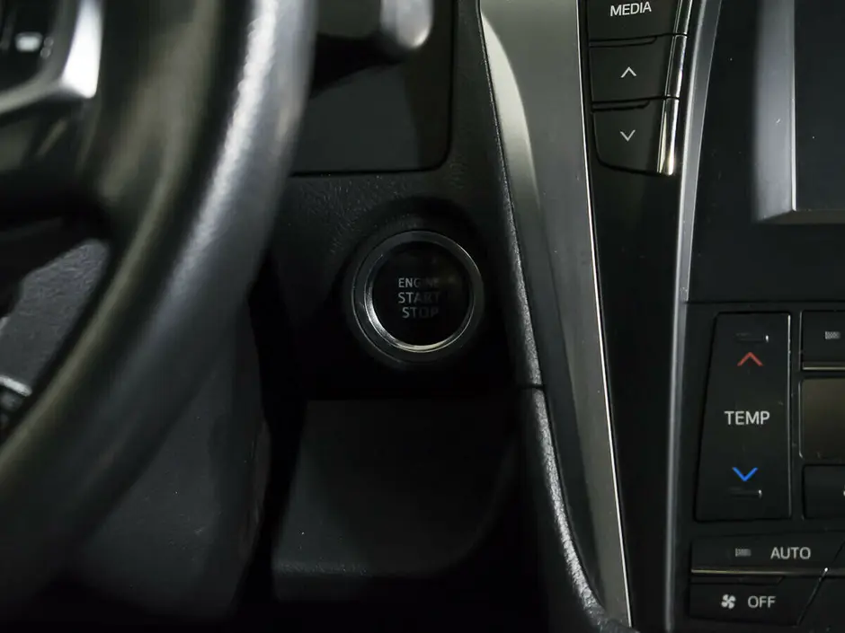 Toyota Camry, 2015 г.