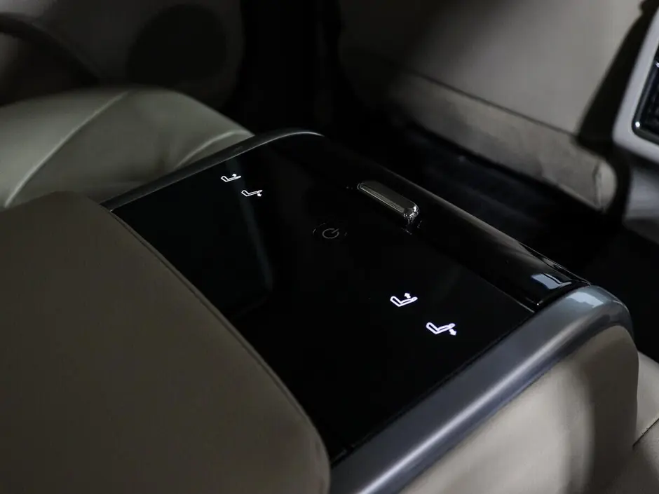 Toyota Camry, 2018 г.