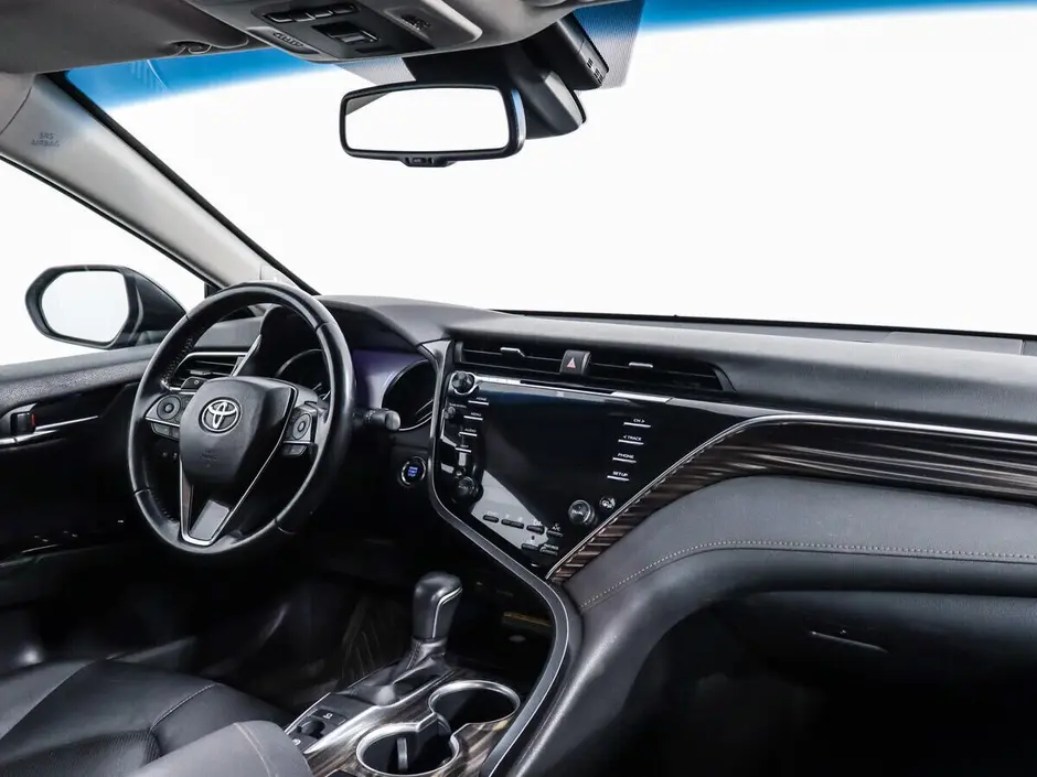 Toyota Camry, 2019 г.