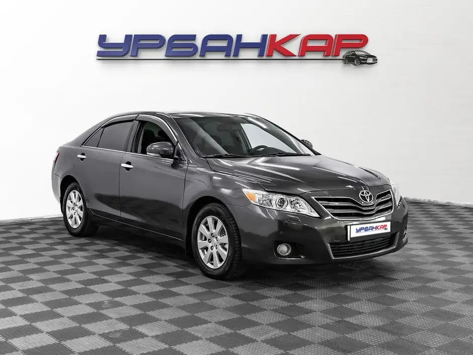 Toyota Camry, 2011 г.