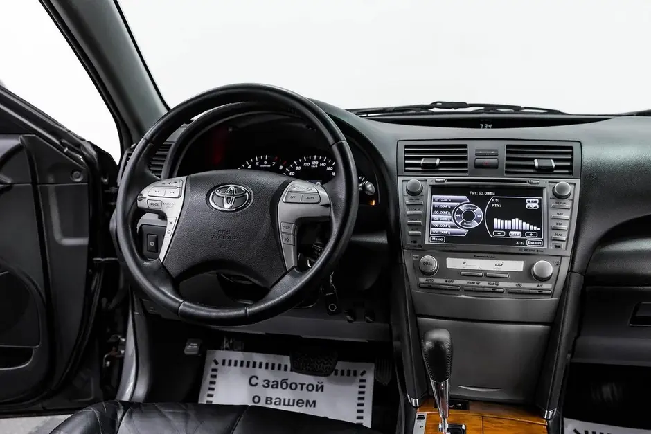 Toyota Camry, 2011 г.