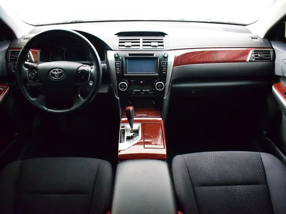 Toyota Camry, 2013 г.