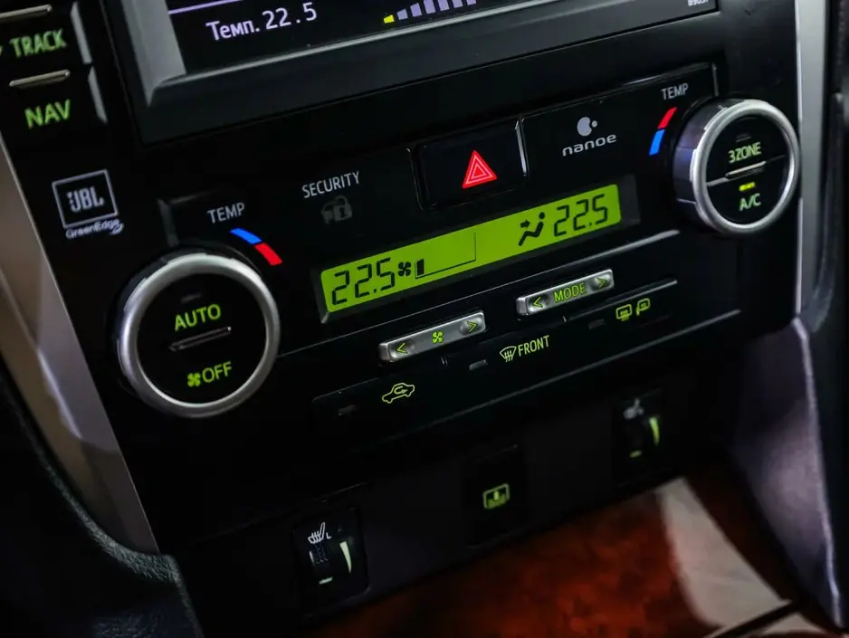 Toyota Camry, 2013 г.