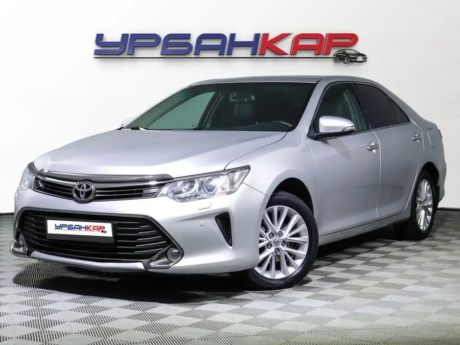 Toyota Camry, 2015 г.
