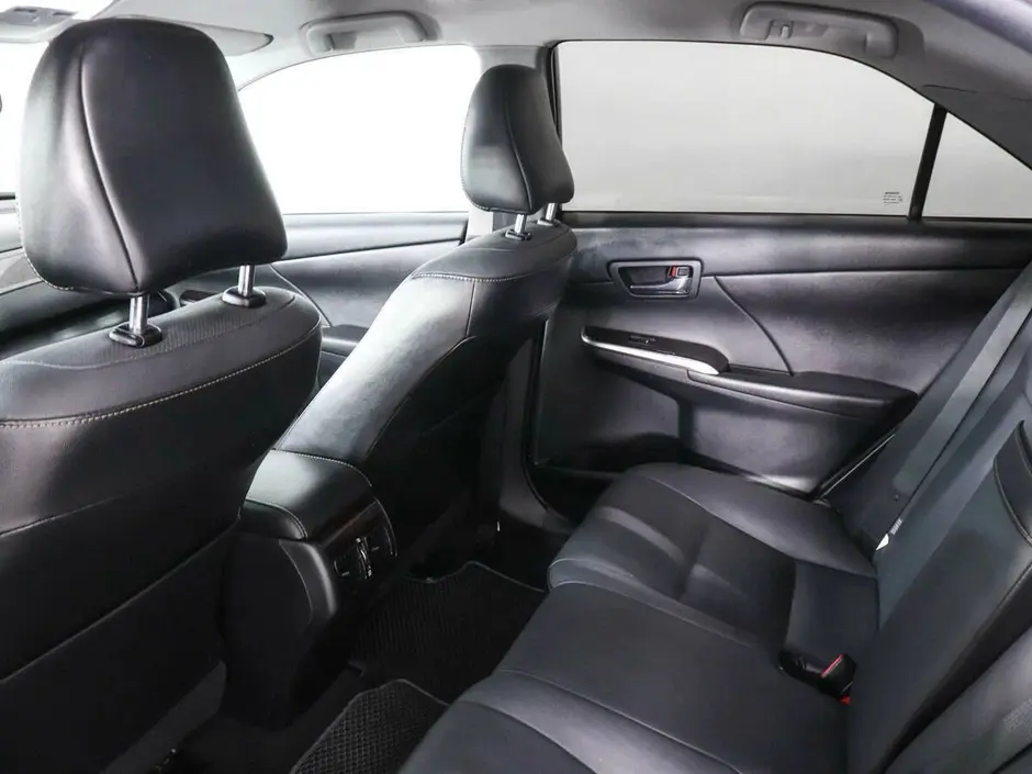 Toyota Camry, 2015 г.