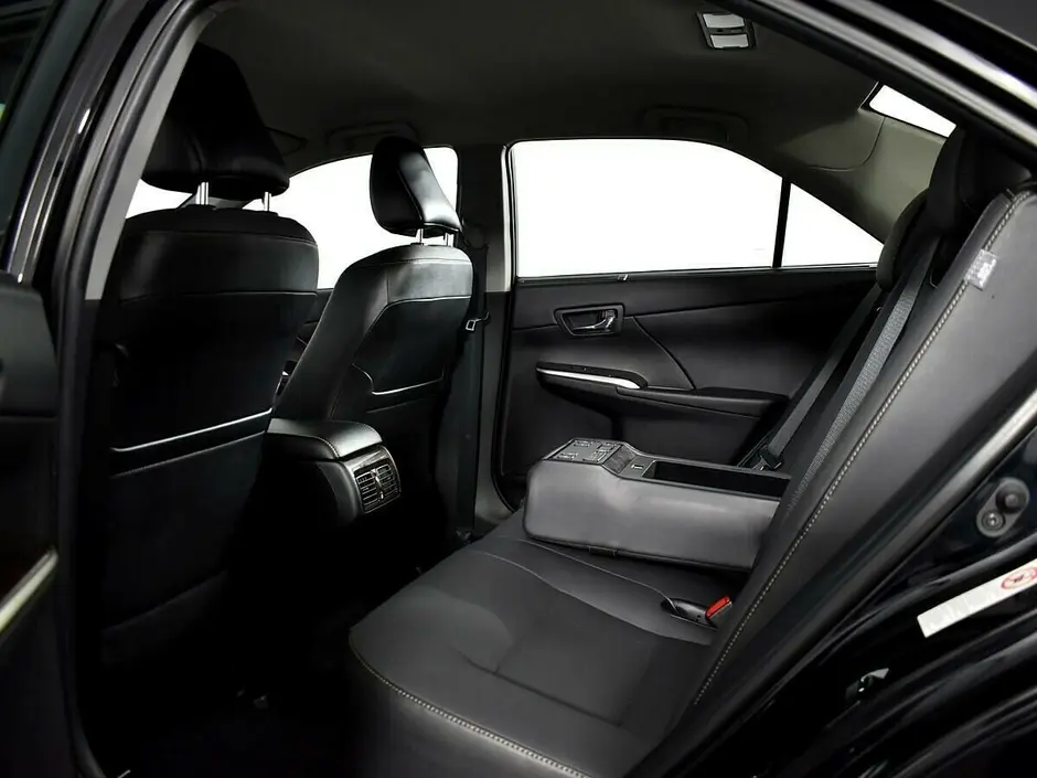 Toyota Camry, 2016 г.