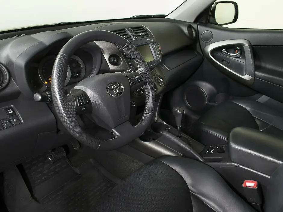 Toyota RAV4, 2012 г.