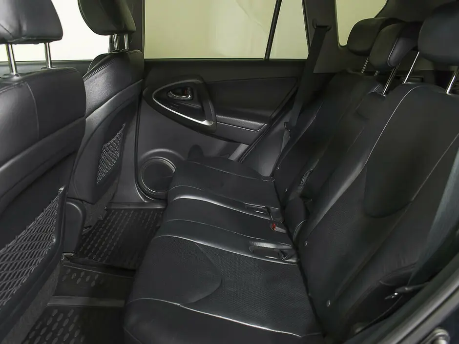 Toyota RAV4, 2012 г.