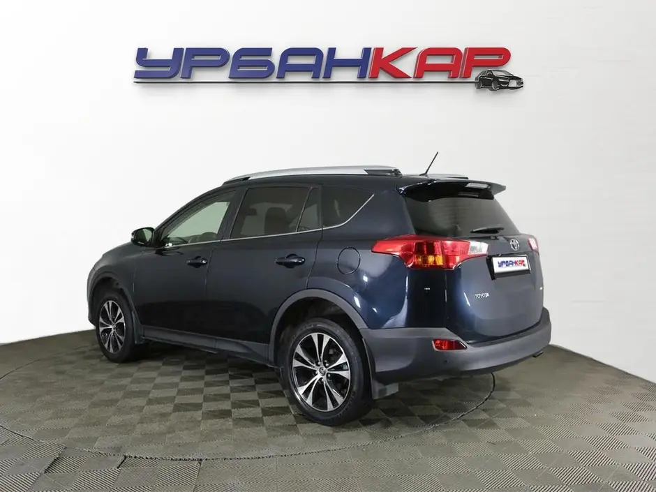 Toyota RAV4, 2015 г.
