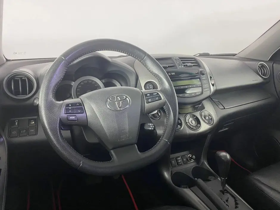 Toyota RAV4, 2011 г.