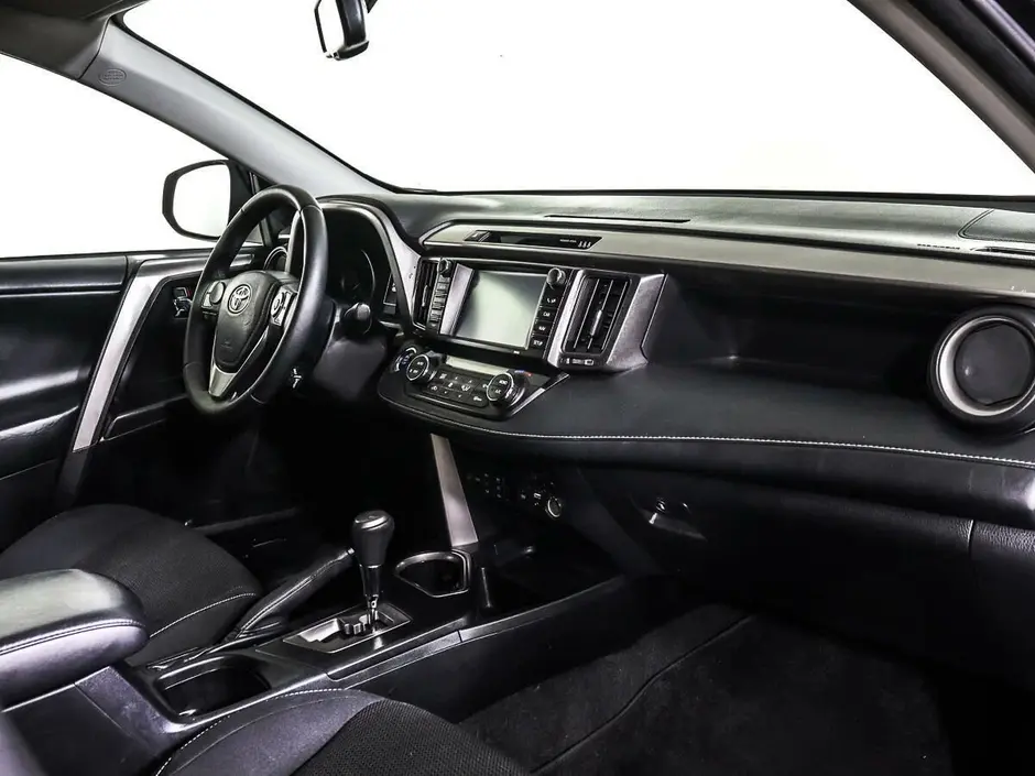 Toyota RAV4, 2018 г.