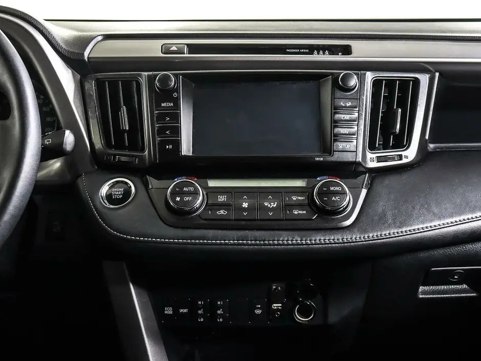 Toyota RAV4, 2018 г.