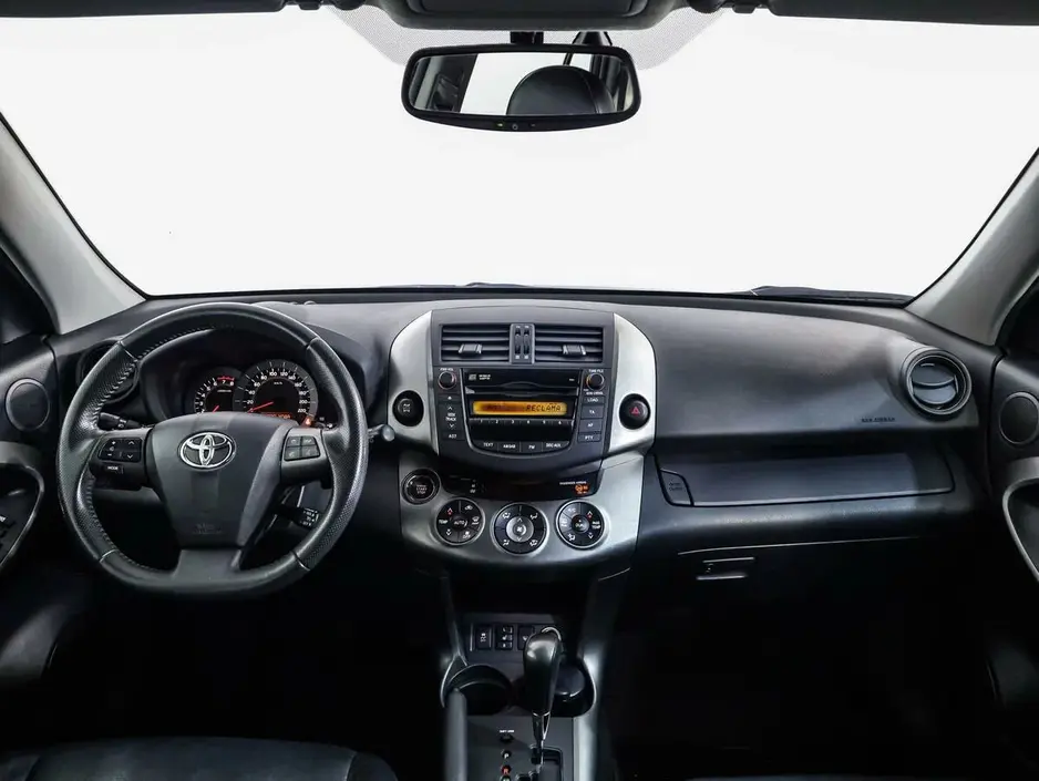 Toyota RAV4, 2011 г.