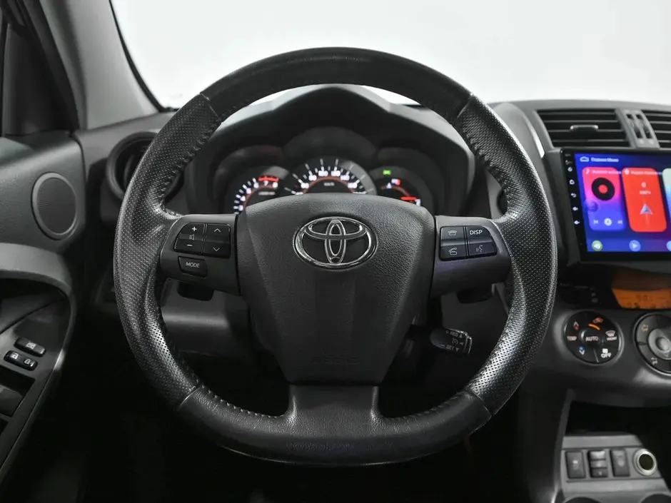 Toyota RAV4, 2011 г.