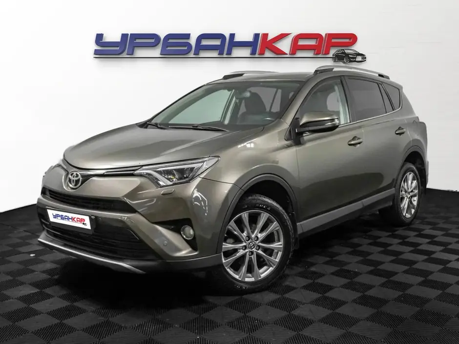 Toyota RAV4, 2018 г.