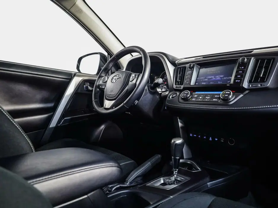 Toyota RAV4, 2018 г.