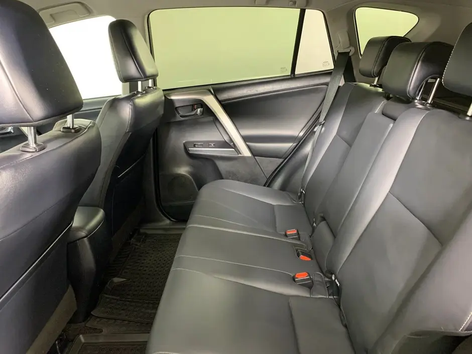 Toyota RAV4, 2017 г.