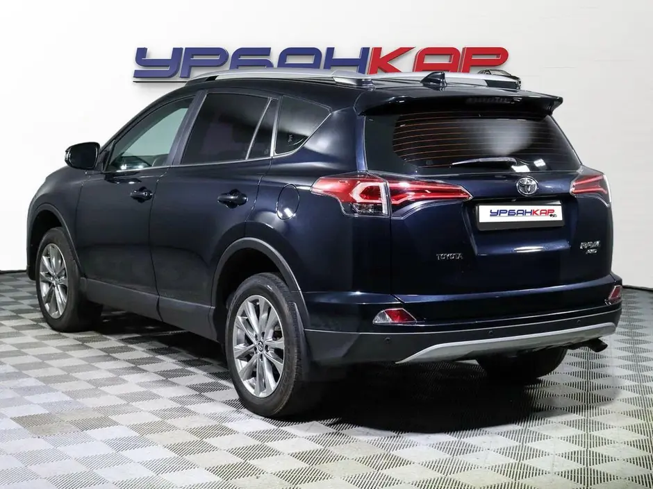 Toyota RAV4, 2017 г.