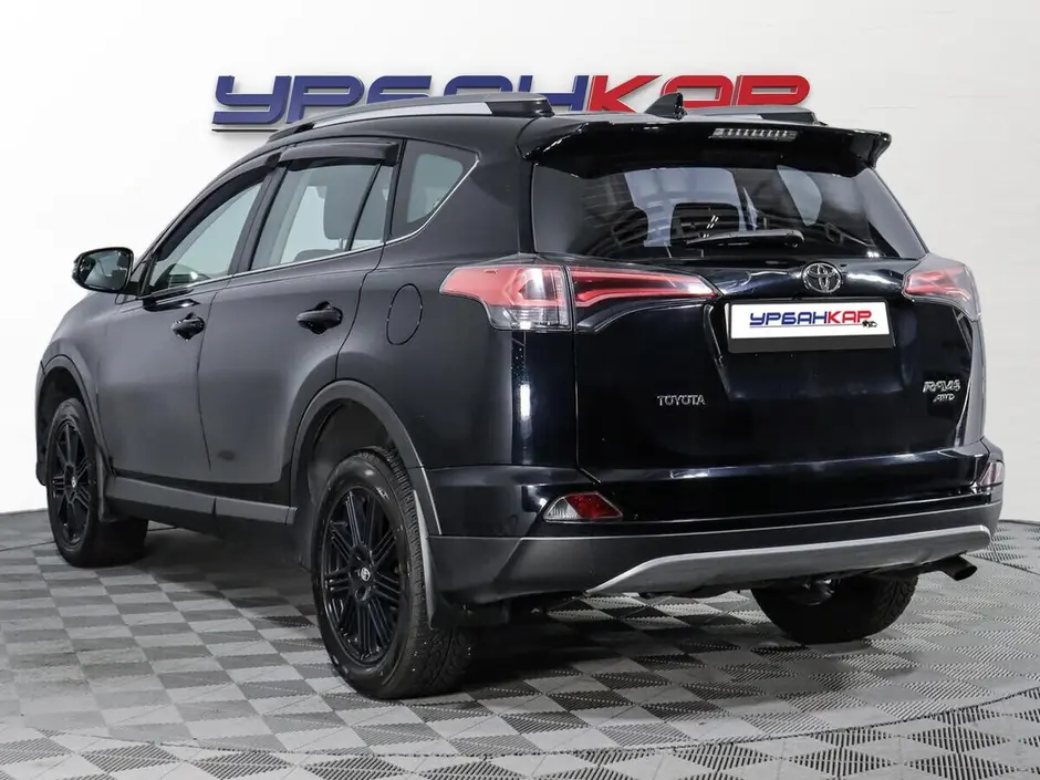Toyota RAV4, 2016 г.