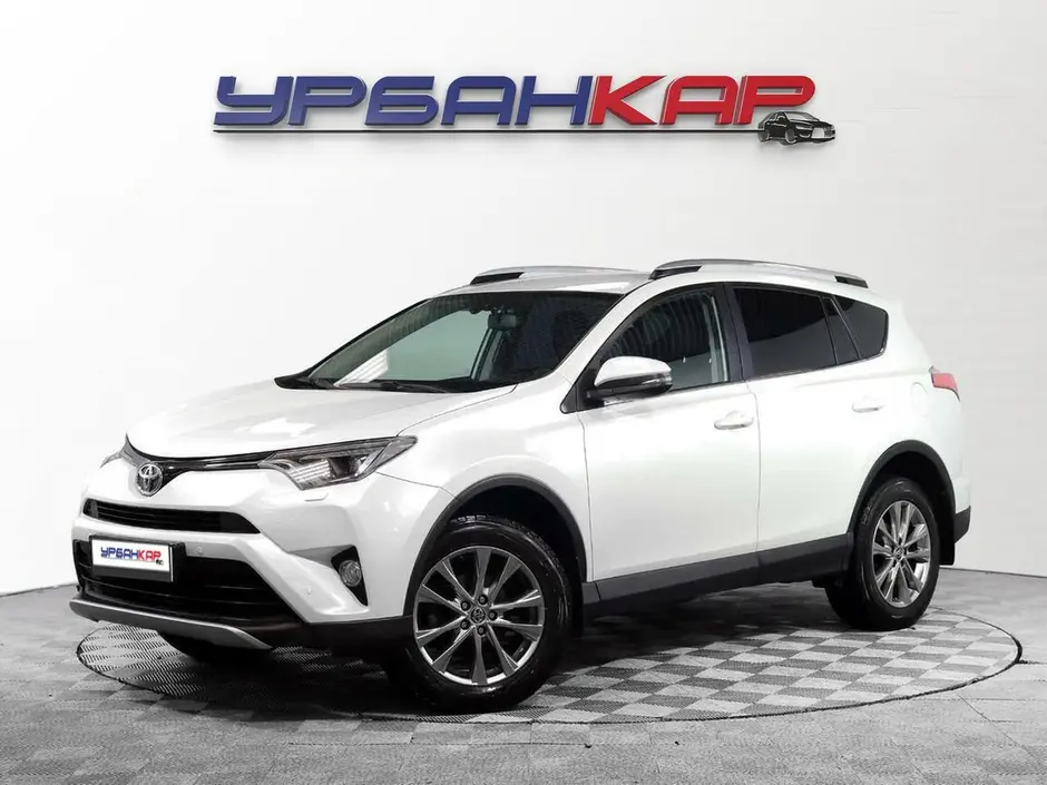 Toyota RAV4, 2017 г.