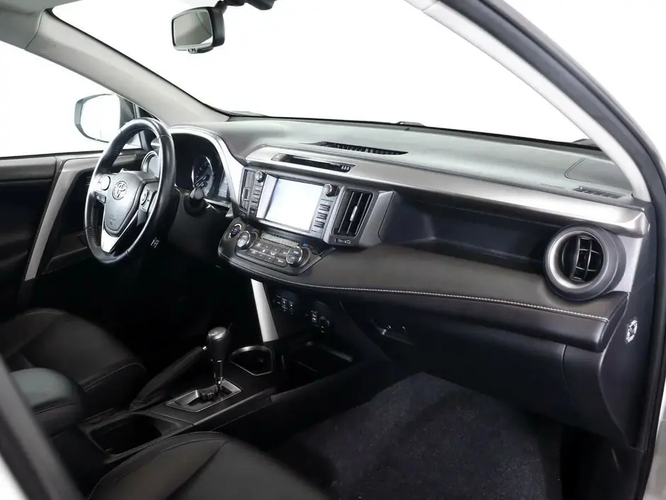 Toyota RAV4, 2017 г.